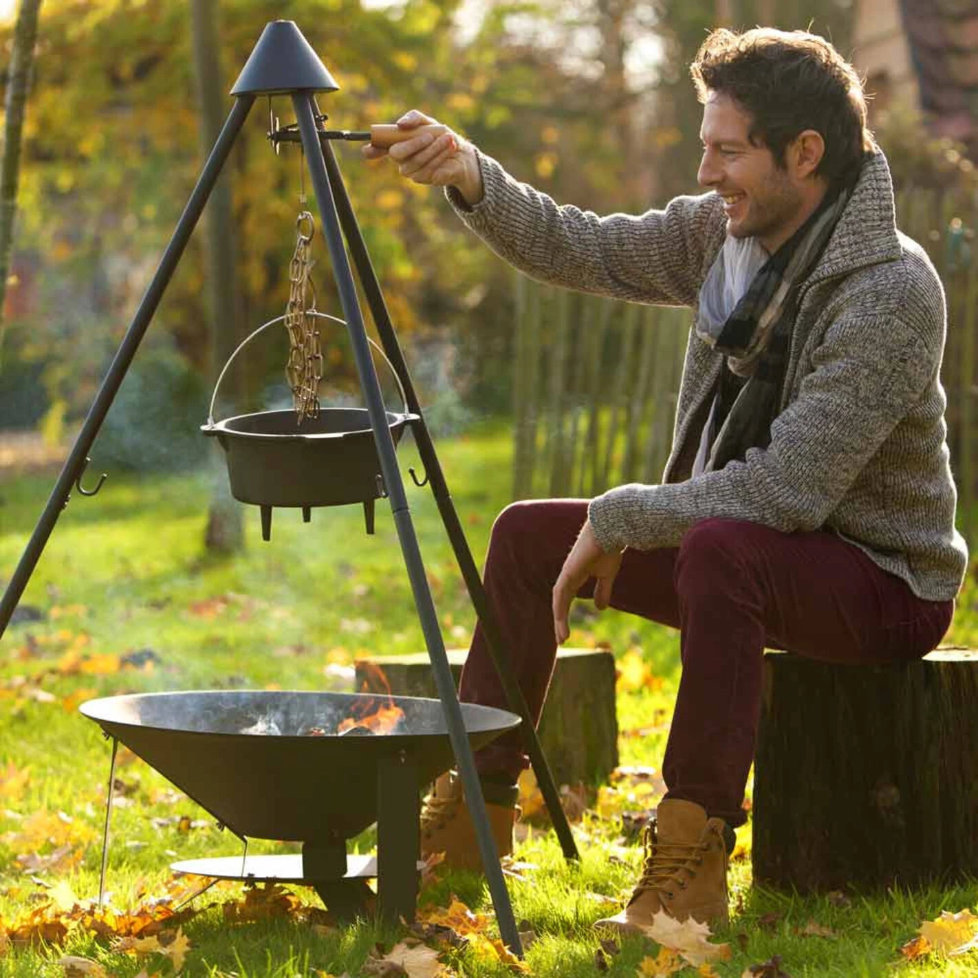 Cocotte 9L En Fonte Trépied Junko - Barbecook 4 Cocotte 9L En Fonte Trépied Junko - Barbecook - Image 2