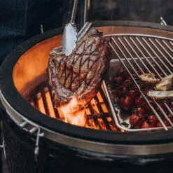 Demi Grille Fonte CLASSIC - Monolith* 8 Demi Grille Fonte CLASSIC - Monolith* -Outdoorchef Shop demi grille fonte classic monolith 4260444582173 2