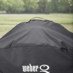 Housse Premium Q Séries 300/3000 Et 2000 Avec Chariot - Weber -Outdoorchef Shop housse weber de luxe pour q300 0077924059254 1