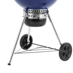 Barbecue Charbon Master-Touch 5750 Bleu Océan - Weber -Outdoorchef Shop master touch bleu ocean 5750 weber 0077924154249 8