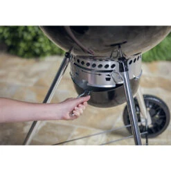 Barbecue Charbon Master-Touch GBS E-5750 Noir - Weber -Outdoorchef Shop master touch gbs e 5750 noir weber 0077924129520 7