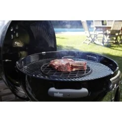 Weber Pack Barbecue Charbon MasterTouch GBS Premium E-5770 + Grille De Saisie 17 Weber Pack Barbecue Charbon MasterTouch GBS Premium E-5770 + Grille De Saisie -Outdoorchef Shop pack barbecue master touch gbs 5770 grille de saisie fonte 2020000033943 5