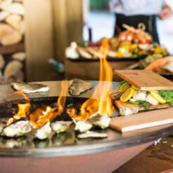 Pack Brasero Storage 85 Corten + Couvercle - OFYR -Outdoorchef Shop pack brasero plancha storage 85 corten couvercle 2020000033691 3