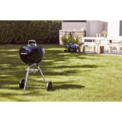 Pack Barbecue Charbon Original Kettle 4710 + Housse - Weber -Outdoorchef Shop pack original kettle 4710 housse luxe weber 2020000032144 3