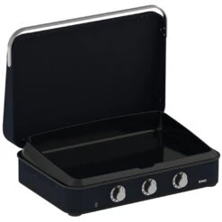 Plancha Gaz Enosign 80 Bleue Navy Avec Capot - ENO* -Outdoorchef Shop plancha enosign 80 bleue navy capot eno 3224780040095 1