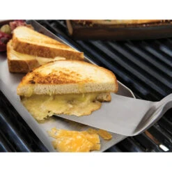 Set 4 Accessoires Baron Barbecue - Broil King -Outdoorchef Shop set 4 accessoires baron broil king 0060162640032 3